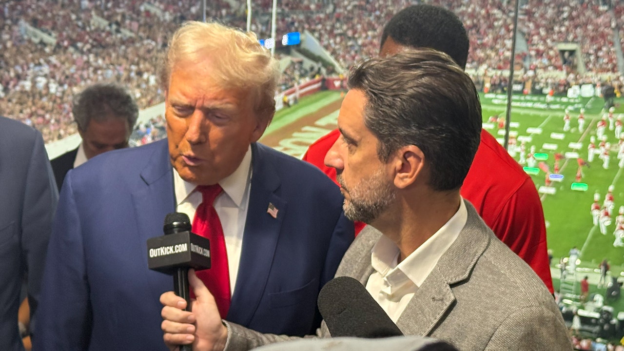 OutKick's Clay Travis interviews Trump on epic SEC clash, state of race: 'This is really big time football’