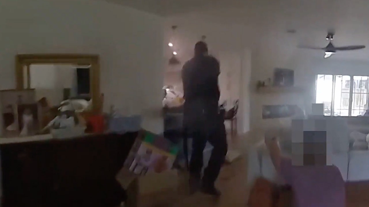 Bodycam shows wild Houston gunfight as officers respond to home invasion robbery