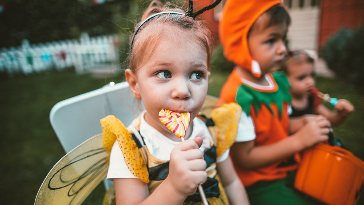 Halloween nutrition: Keep kids from over-indulging with these 5 tips