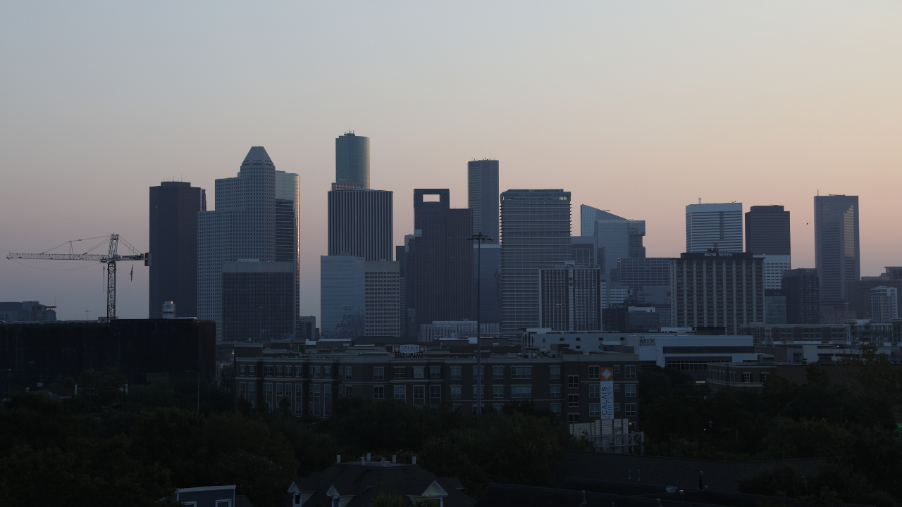 Houston chemical plant leak kills 2, injures at least 35