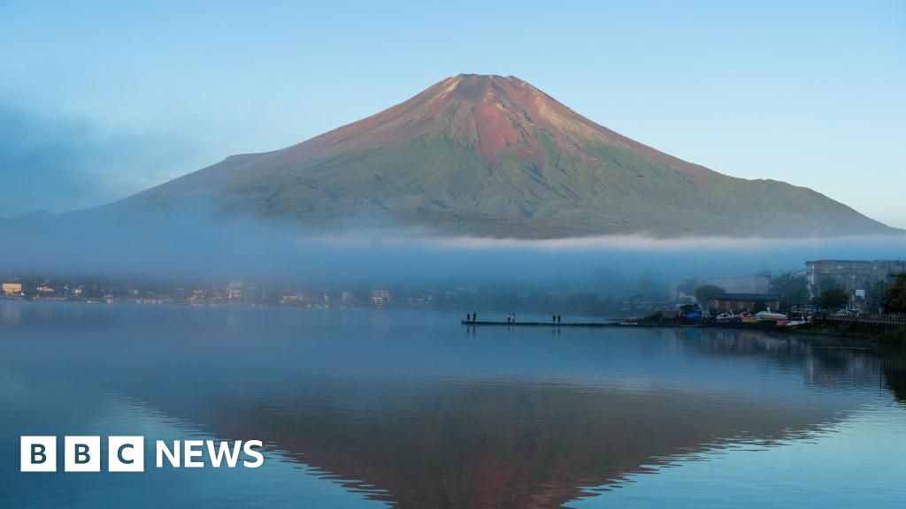 Japan's Mount Fuji remains snowless later in year than ever recorded