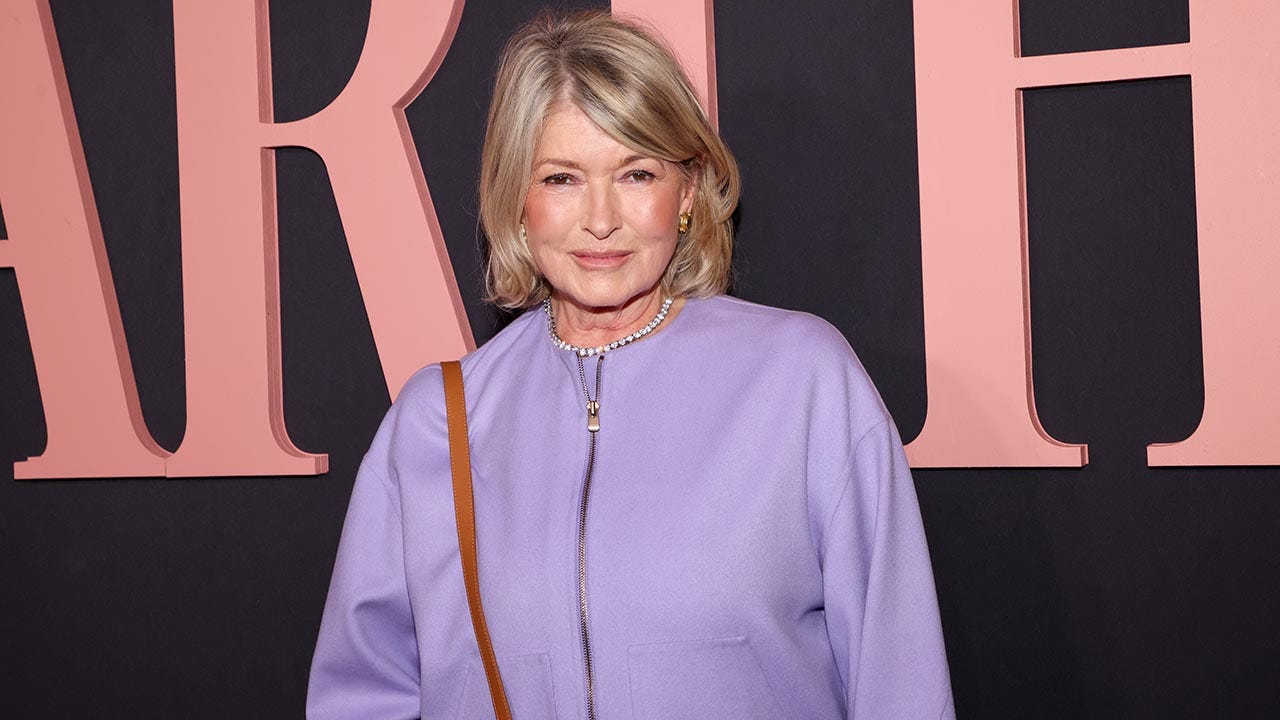 Martha Stewart ‘dragged’ into solitary confinement, had ‘no food or water’ for a day during prison stint: doc