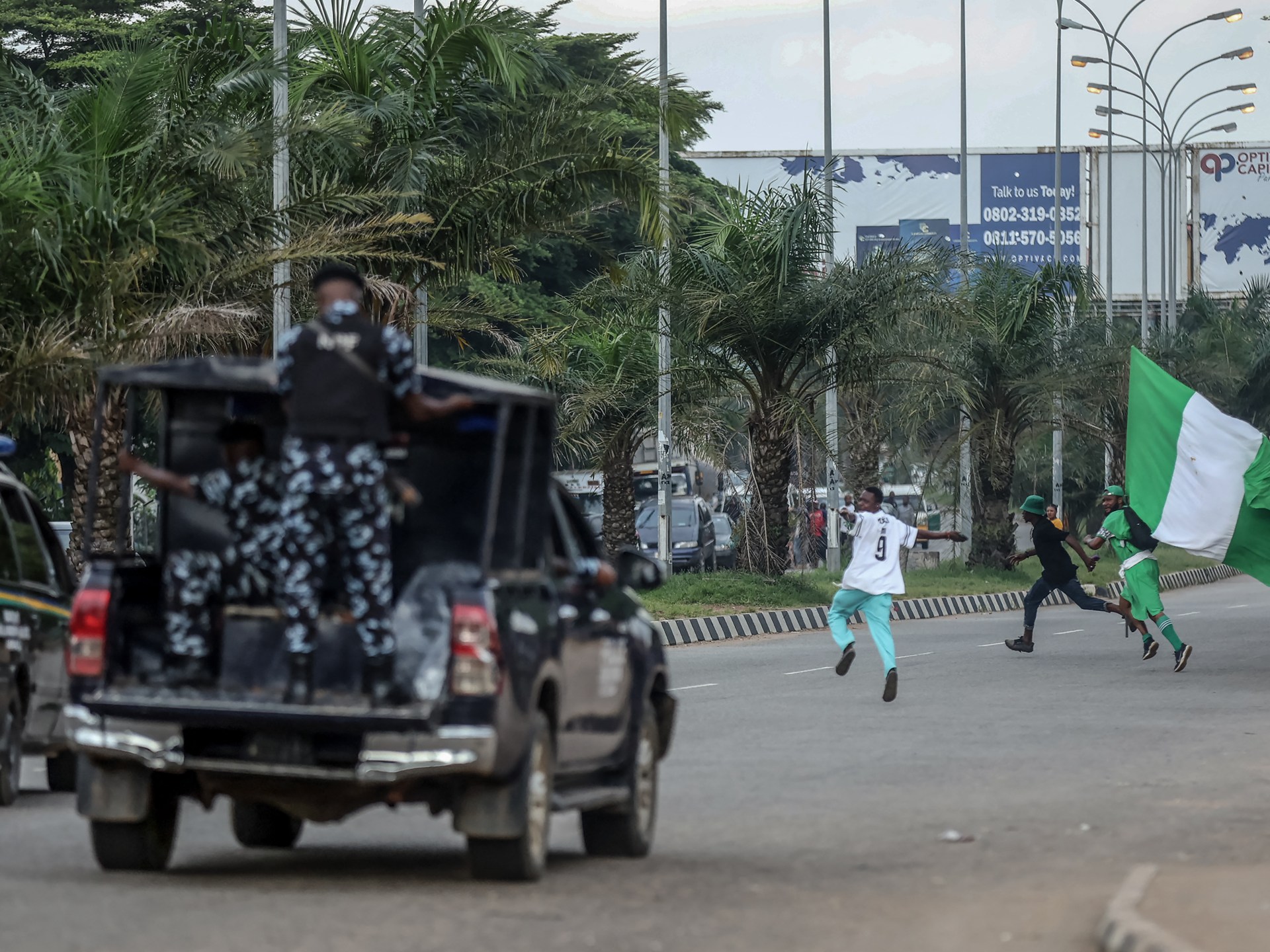 Nigerians decry ‘anti-poor’ measures in new protests against the government | Protests News