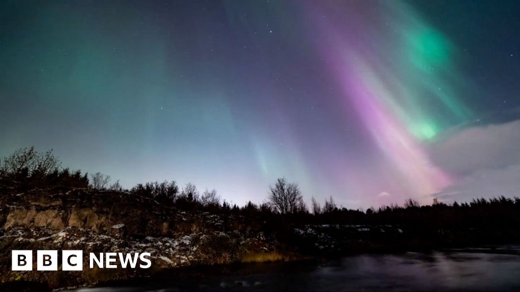 Northern lights over Iceland in sped-up footage