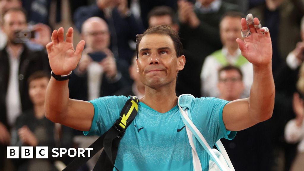 Rafael Nadal waves goodbye at the 2024 French Open