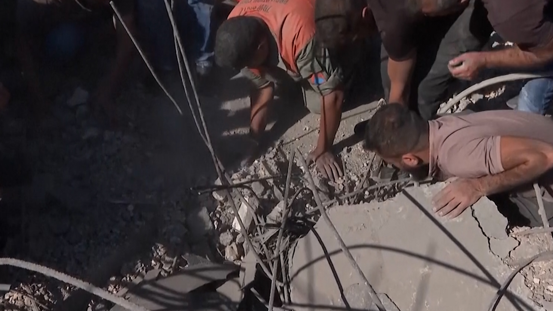 Video: Rescuers search for survivors after Israeli strike in Beirut | Israel attacks Lebanon