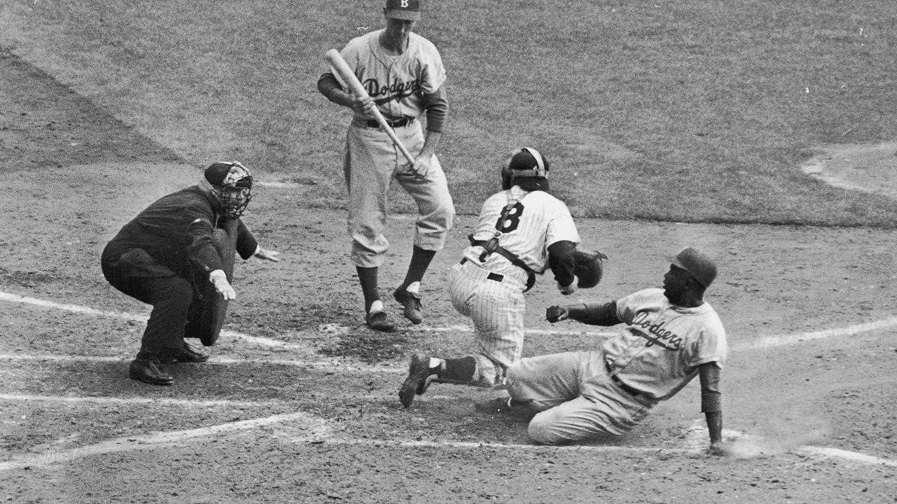 Yankees-Dodgers iconic moments: Jackie Robinson steals home in World Series