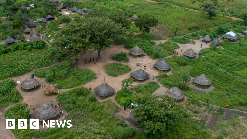 Lightning kills 14 at Palabek refugee camp