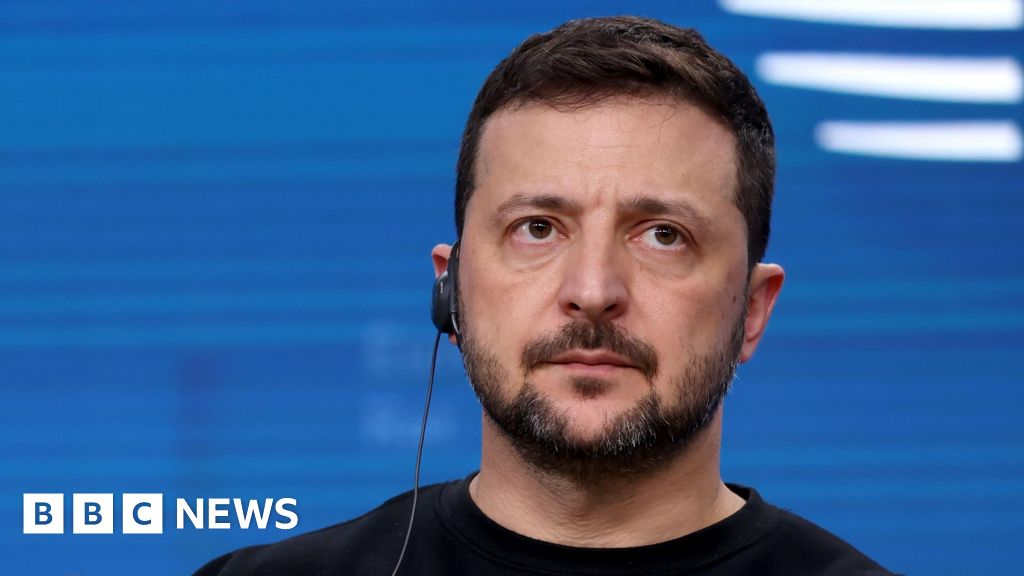 Zelensky says Nato membership could end 'hot phase'