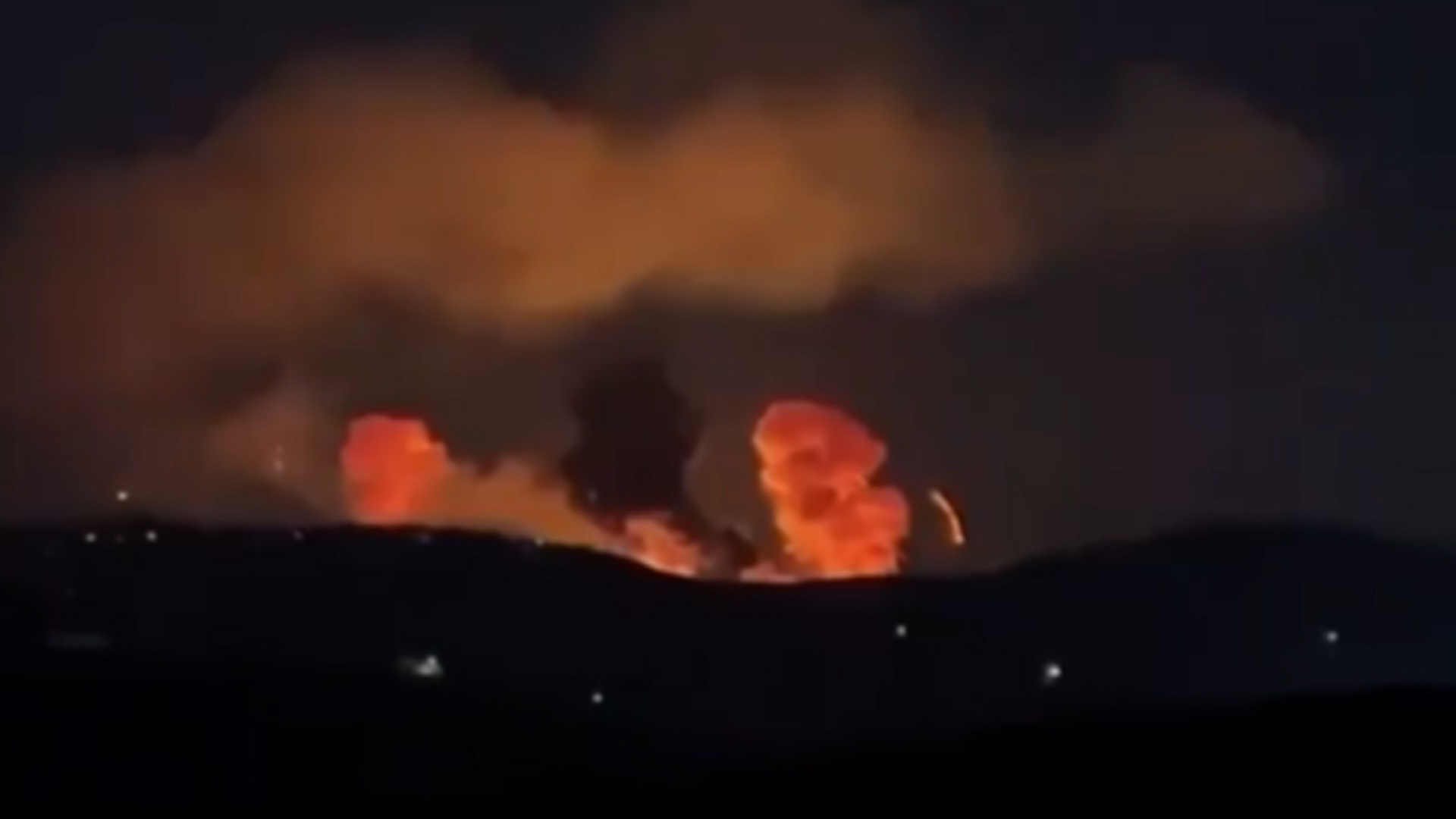 Israeli missiles hit Syria as plans for new Golan Heights settlements | Military