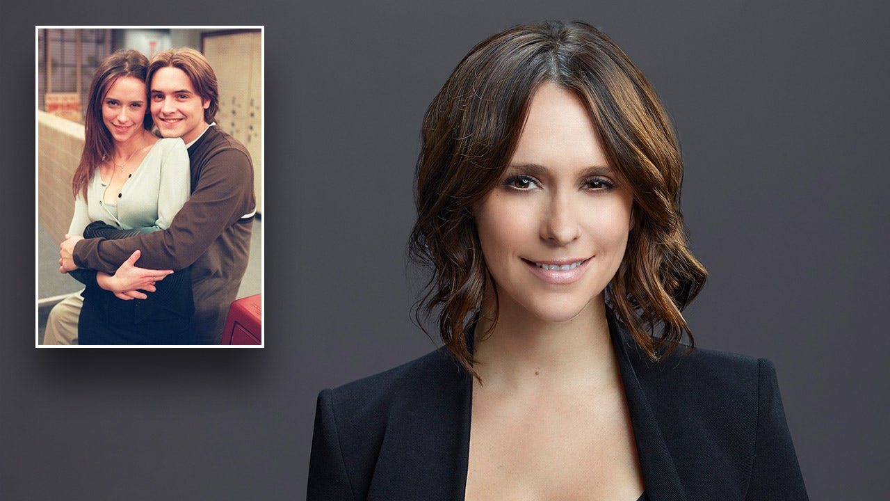 Jennifer Love Hewitt ‘afraid’ daughter will watch past makeout scene and ‘cringe’