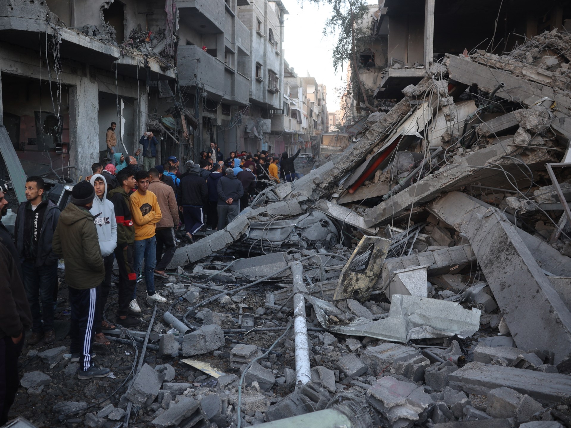 More than 30 Palestinians killed in an Israeli strike on Nuseirat | Gaza