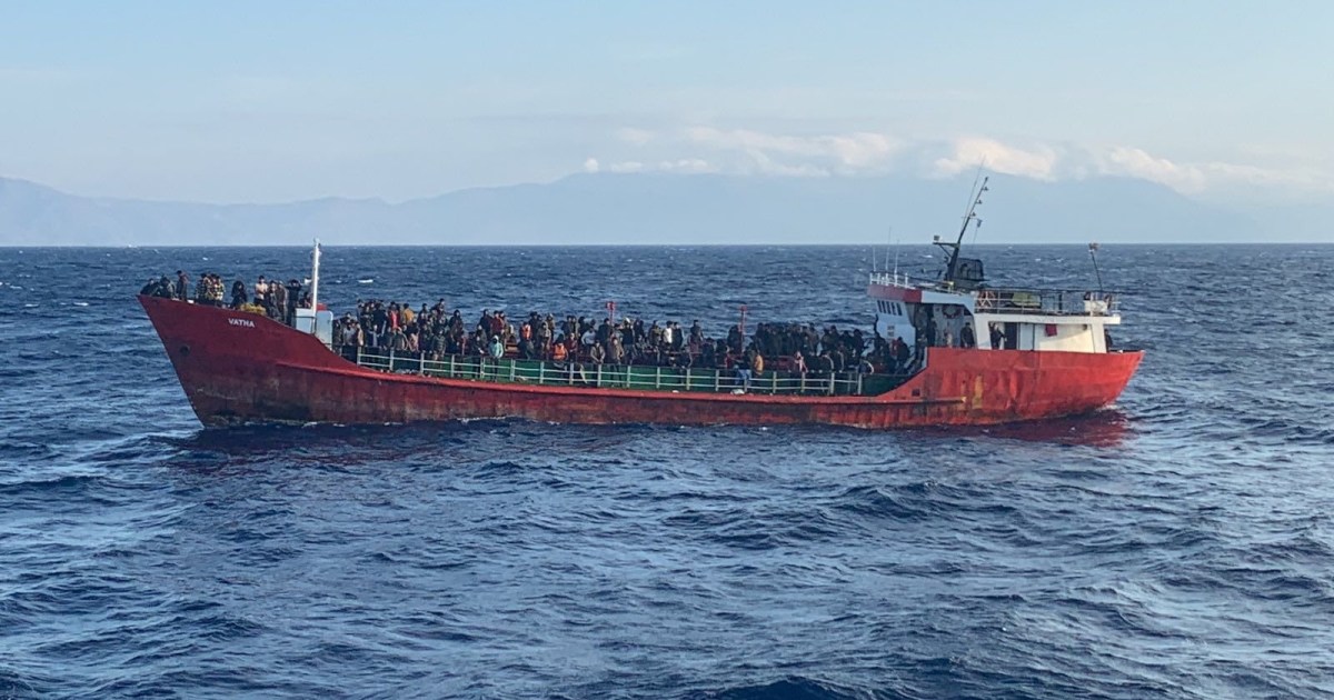 One dead, dozens missing after two boats sink off Greece’s Gavdos | Migration News