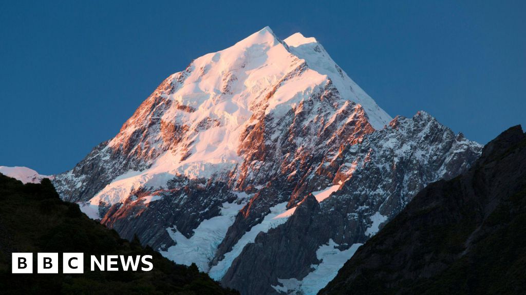 Three climbers feared dead on New Zealand's tallest mountain