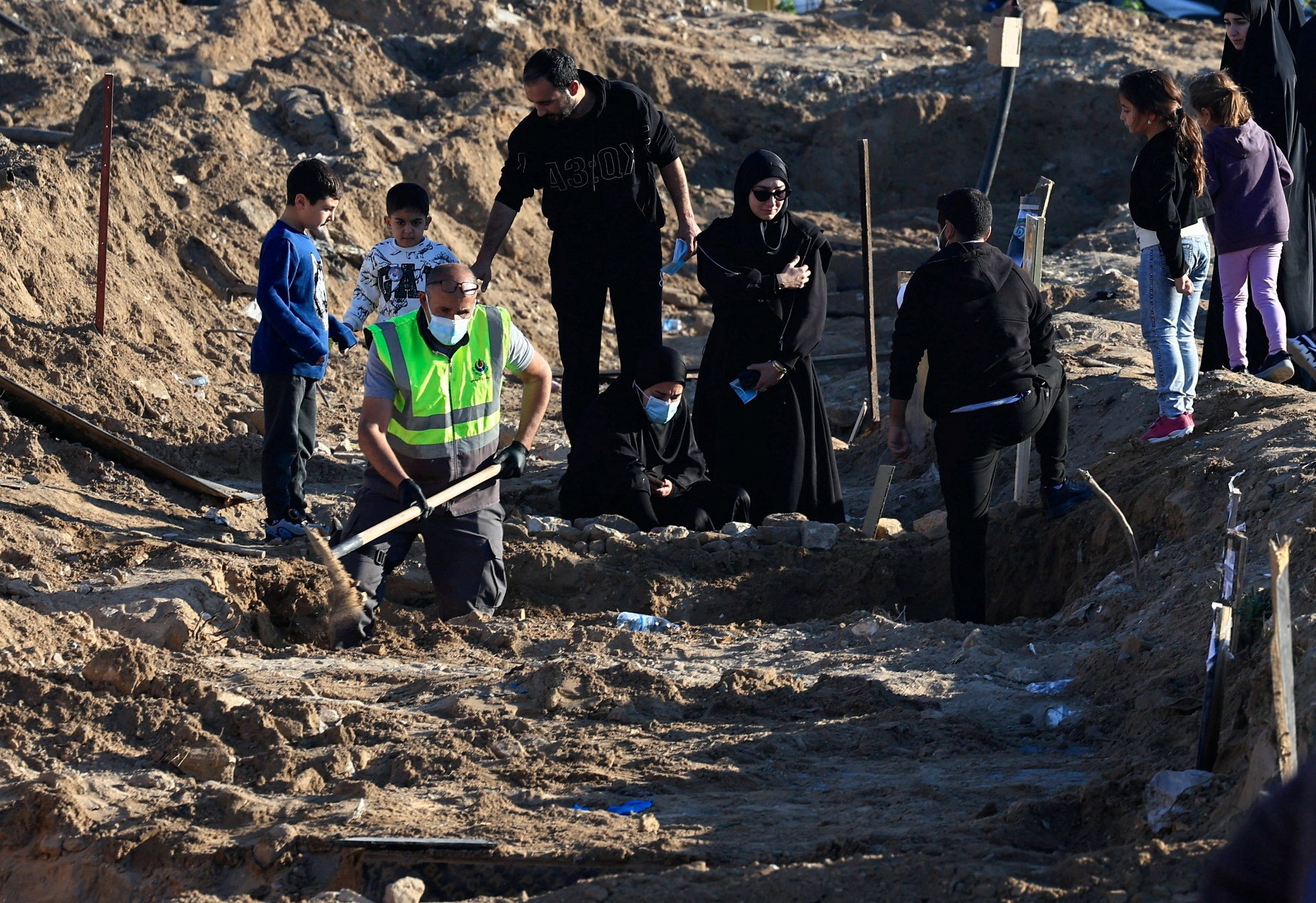 Victims of Israel-Hezbollah conflict reburied in Lebanon after ceasefire | Israel attacks Lebanon