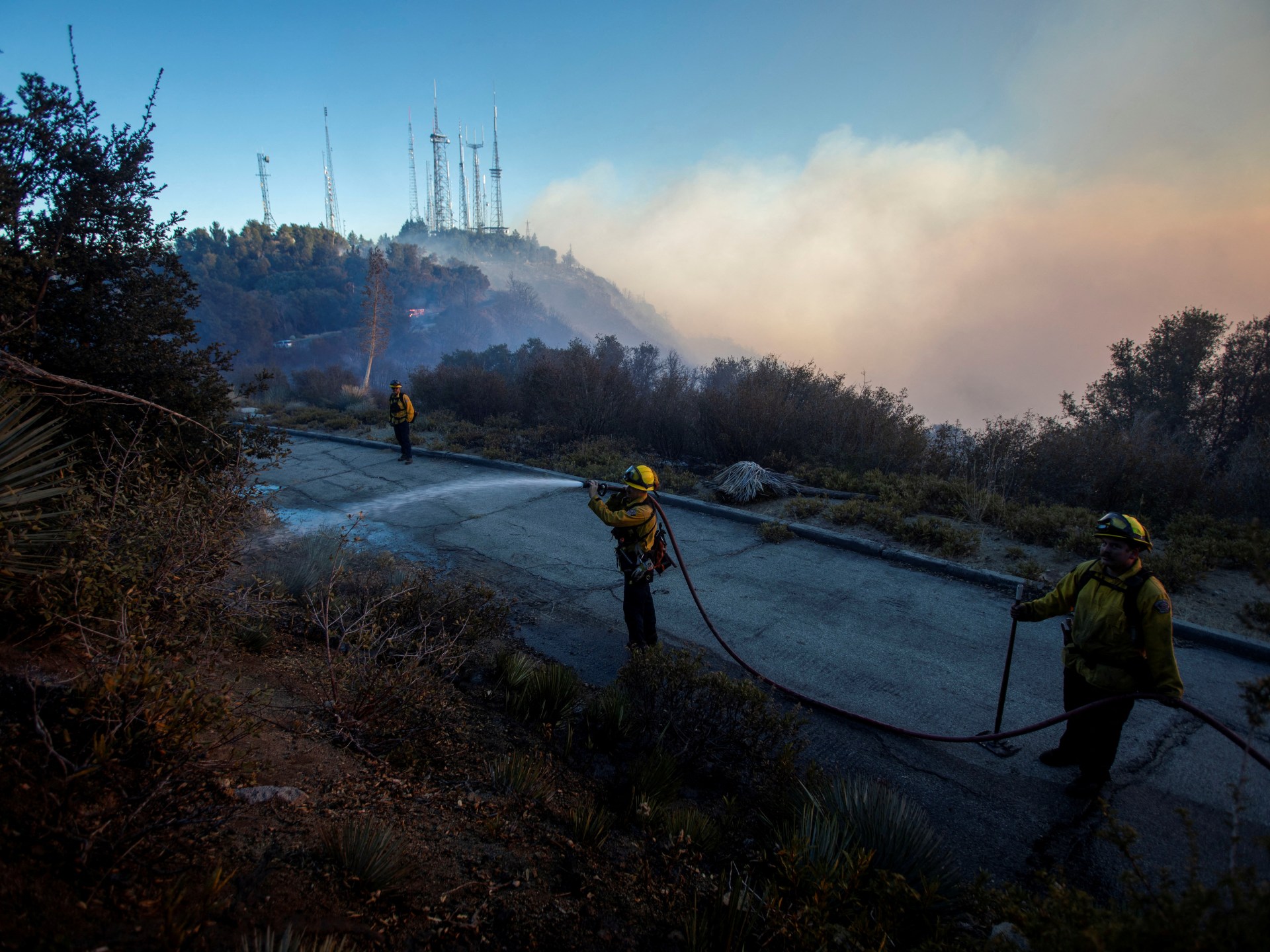 ‘I lost everything:’ Fire crews battle ‘unprecedented’ Los Angeles blazes | Climate Crisis News